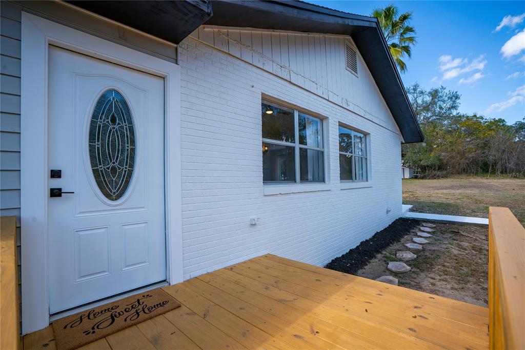 154 Knight Street Mascotte, FL 34753 - Photo 5 of 32