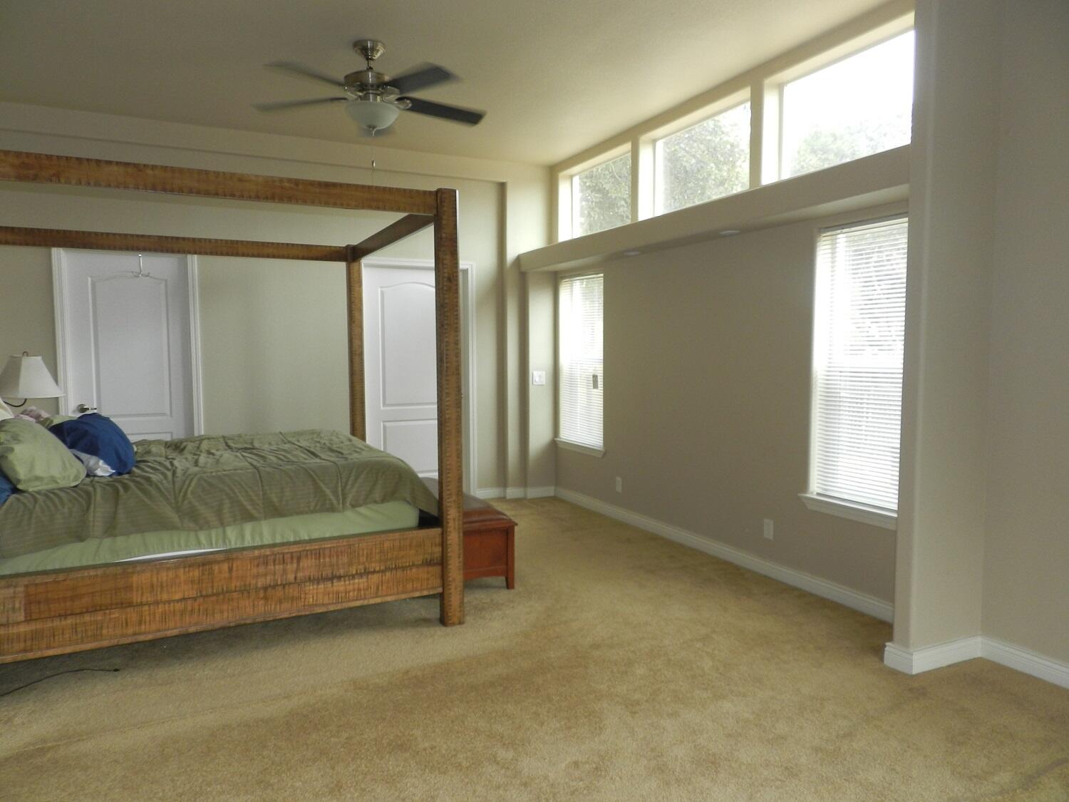 8574 Blackwell Road Central Point, OR 97502 - Photo 12 of 45 Tons of natural light in the master