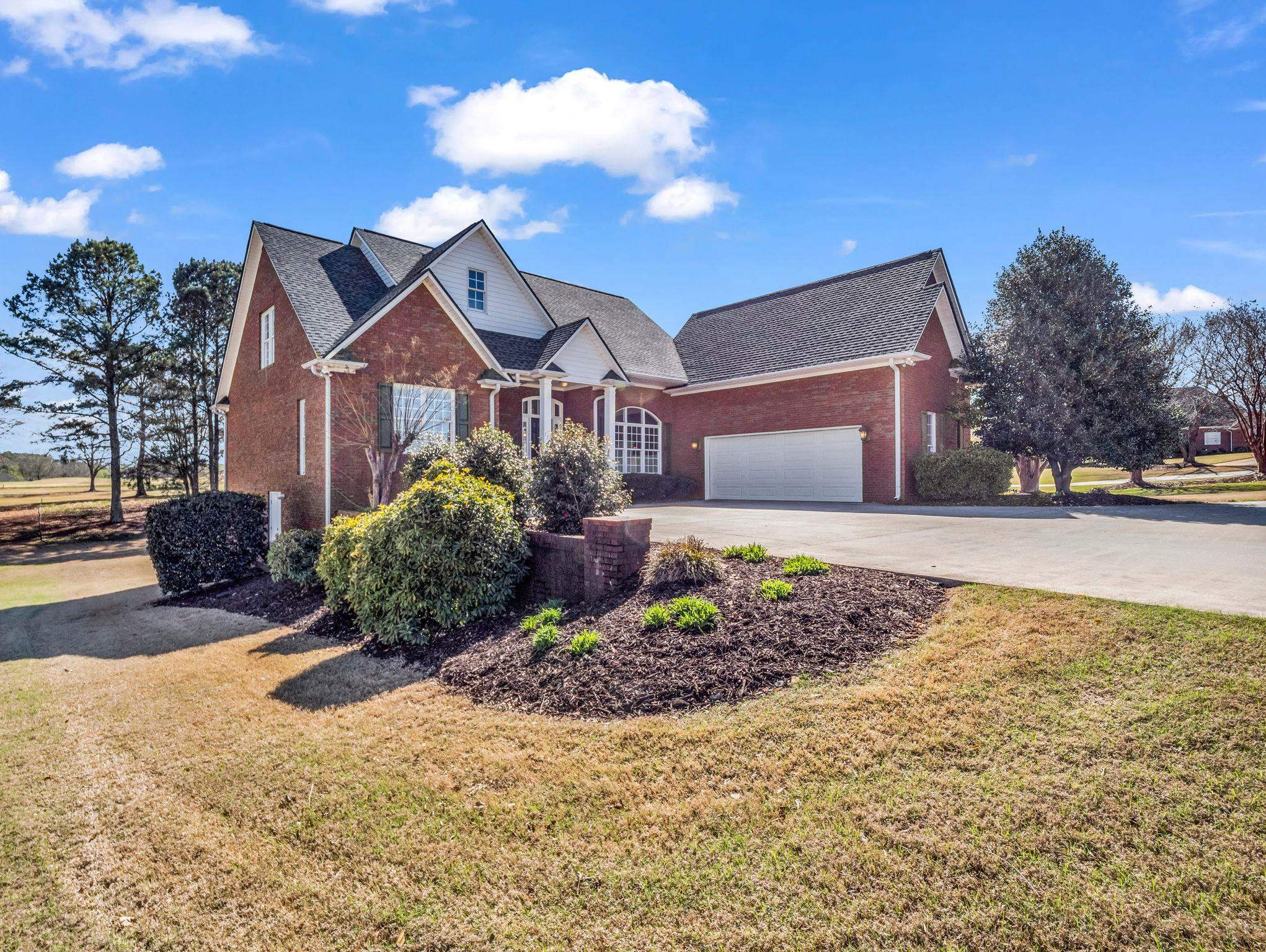 139 North Woodfin Ridge Drive Inman, SC 29349 - Photo 1 of 49 Gallery Image 1