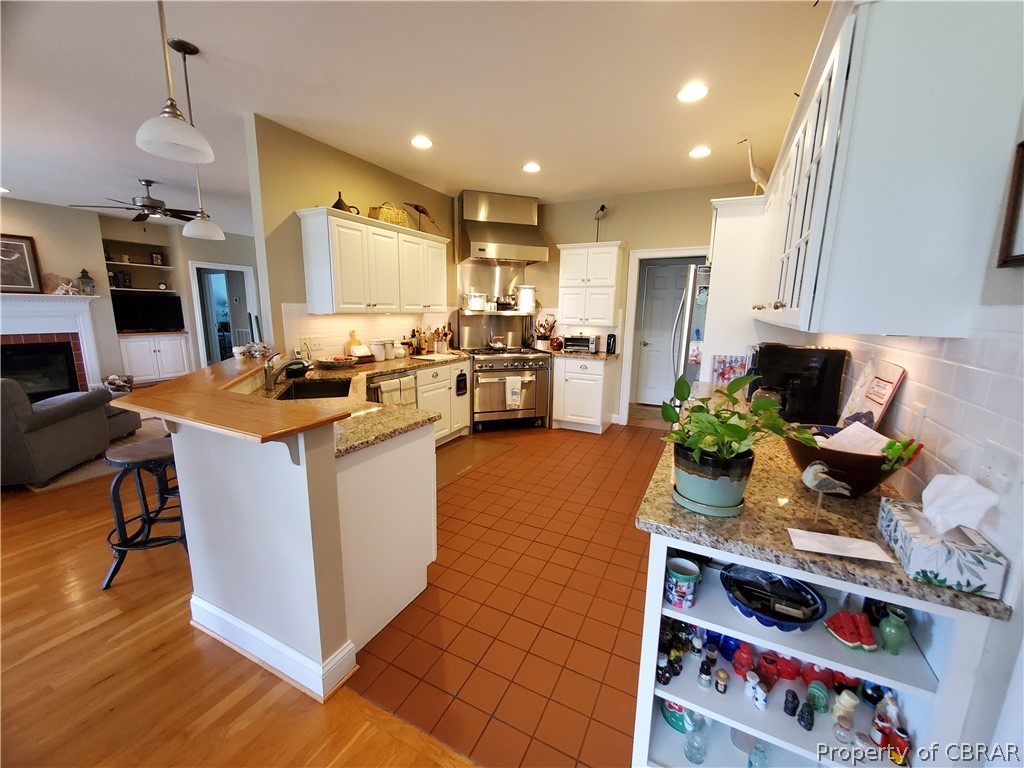 301 Grove Point Road Kilmarnock, VA 22482 - Photo 16 of 50
