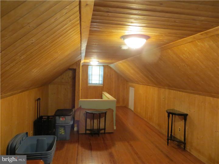 38 Collins Road Hamilton, NJ 08619 - Photo 11 of 20 Bonus Room