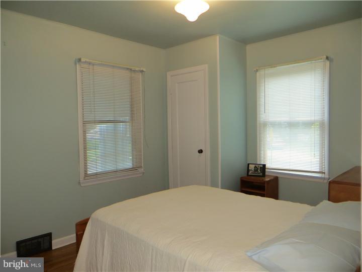 38 Collins Road Hamilton, NJ 08619 - Photo 7 of 20 Bedroom - Main