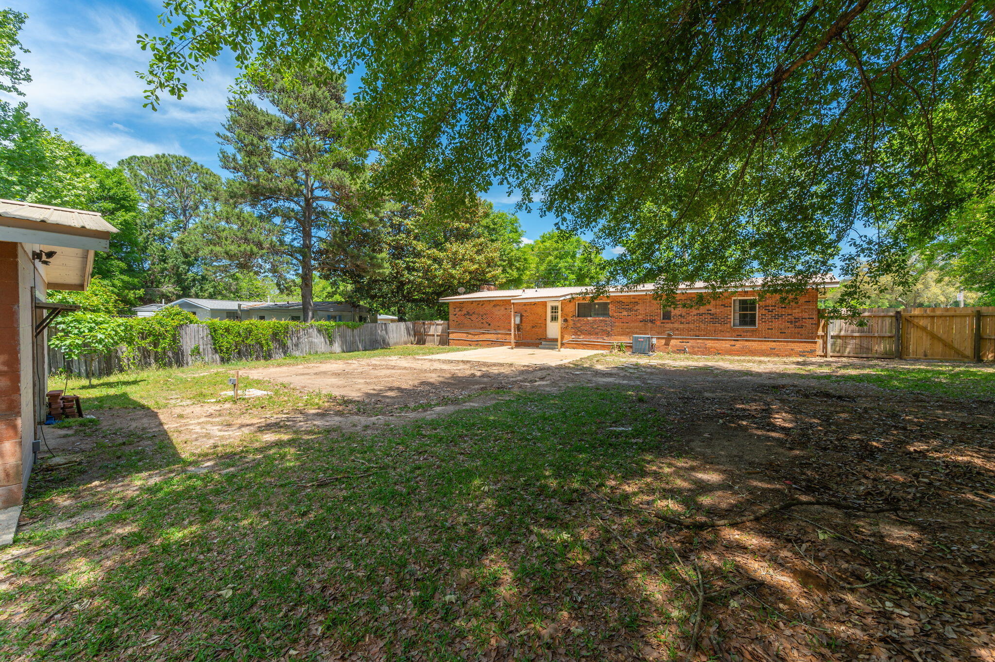 101 Seminole Trail Crestview, FL 32536 - Photo 28 of 30 a view of a park with large trees