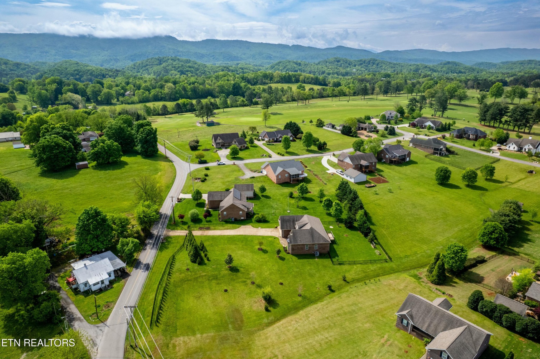 402 Lee Lambert Road Maryville, TN 37803 - Photo 39 of 41 an aerial view of a house with a garden