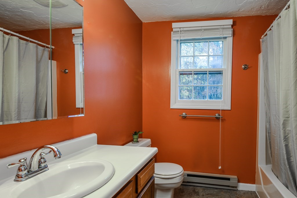 53 Plantation Road, Unit 53 Oxford, MA 01540 - Photo 15 of 23 Gallery Image 15