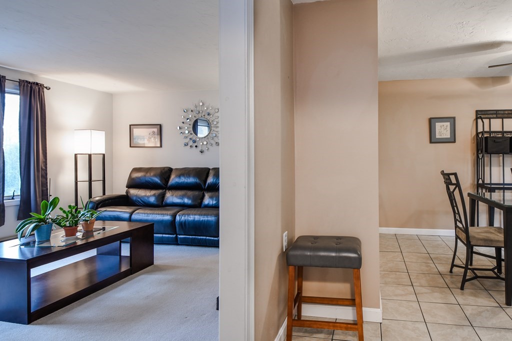 53 Plantation Road, Unit 53 Oxford, MA 01540 - Photo 5 of 23 Gallery Image 5