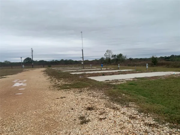 $395,000 | 3570 Farm To Market Road 822, Edna, TX 77957