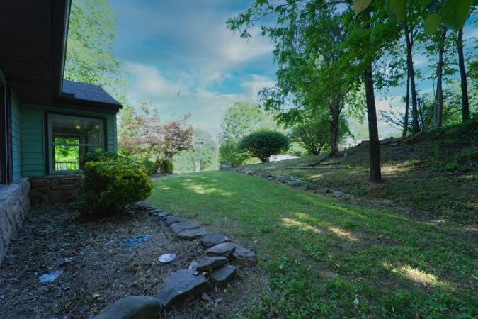 412 Foust Carney Road Powell, TN 37849 - Photo 3 of 13 6837CA87-6608-4F87-B1AE-1825CAD06468