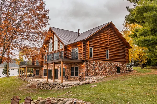 $1,190,000 | 3005 West Lake Jessie Drive, Alexandria, MN 56308