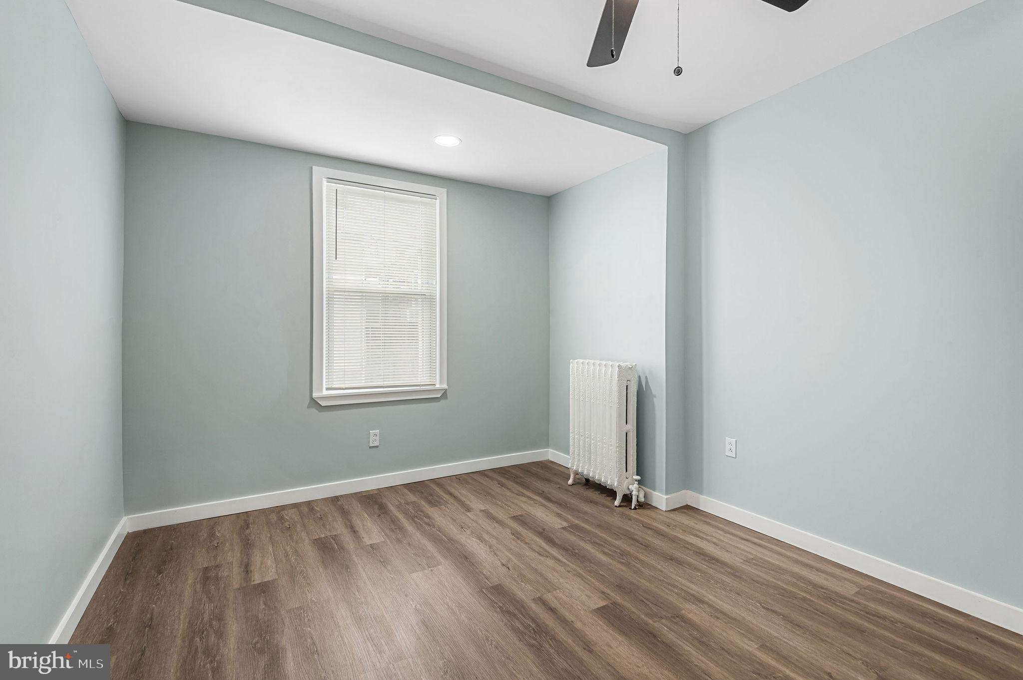 3920 North Franklin Street Philadelphia, PA 19140 - Photo 13 of 22 Rear bedroom