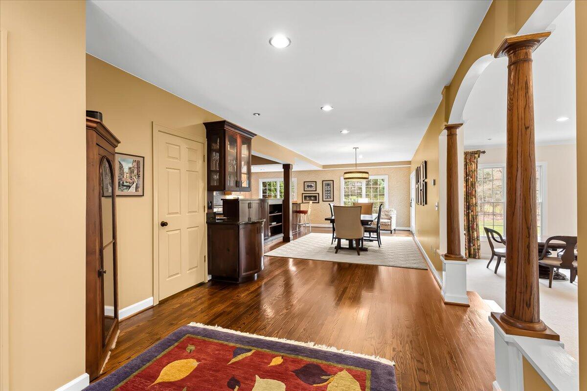 1463 Wind River Road Milford, MI 48381 - Photo 6 of 57 16-16