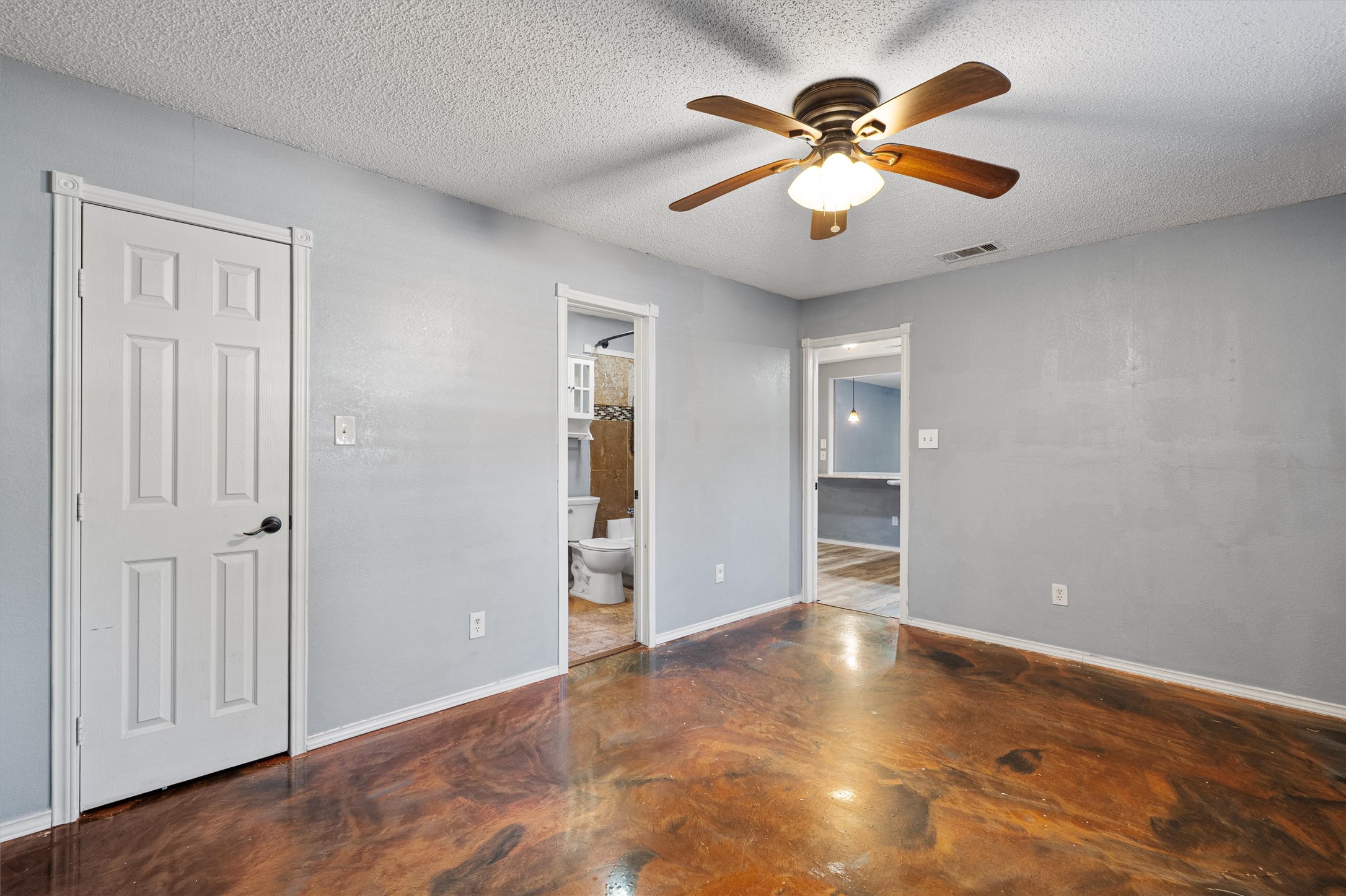 5501 Spring Meadow Road, Unit A Austin, TX 78744 - Photo 14 of 23