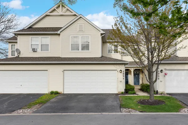 $318,000 | 2954 Falling Waters Lane, Lindenhurst, IL 60046
