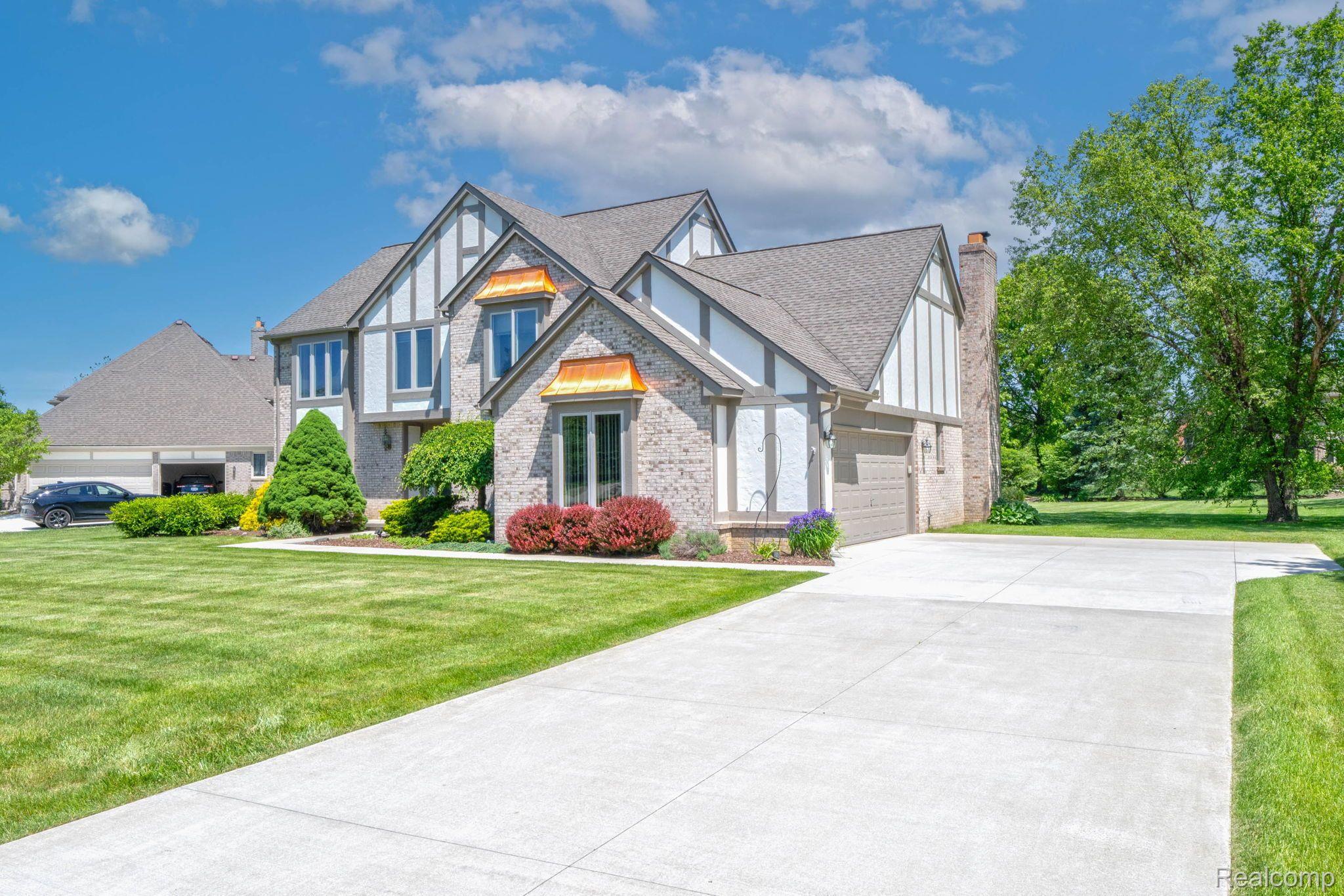 4375 Stonewood Court Rochester, MI 48306 - Photo 8 of 67 Gallery Image 8