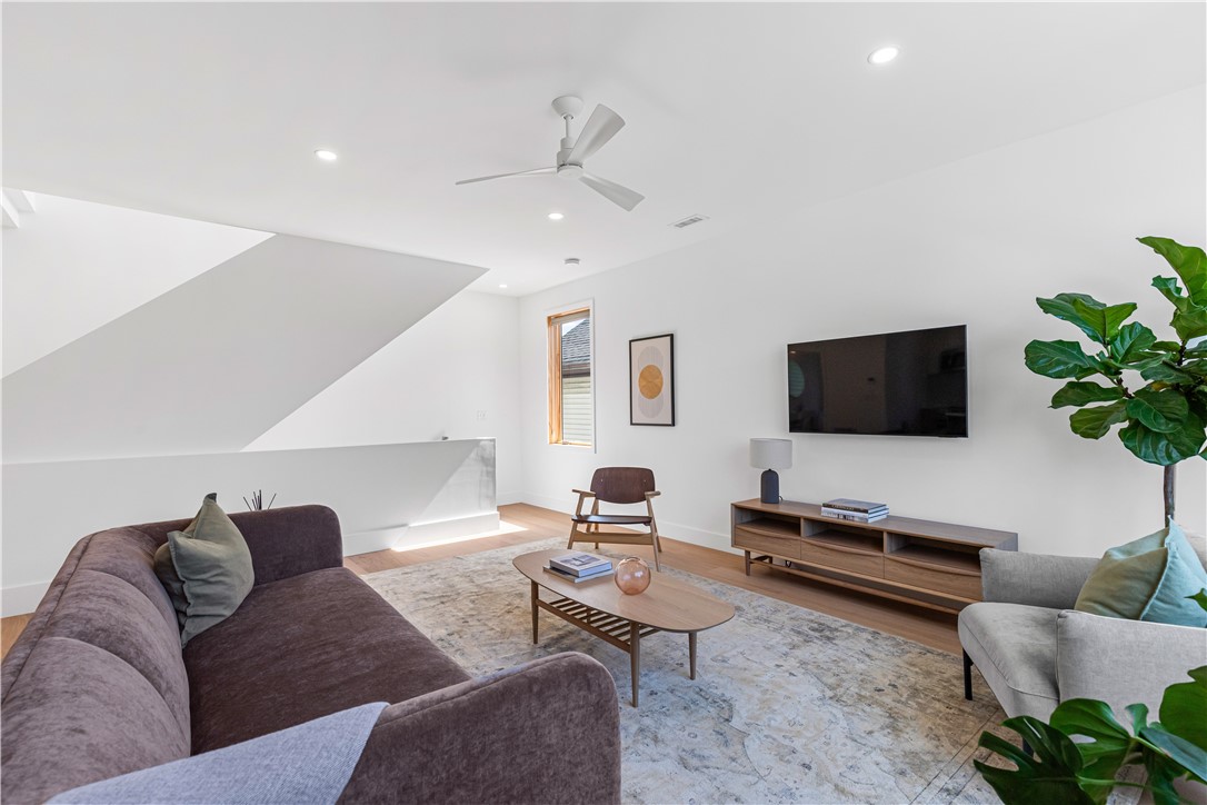 59 Warren Street, Unit 2 Providence, RI 02907 - Photo 21 of 50 Second Floor Living Area