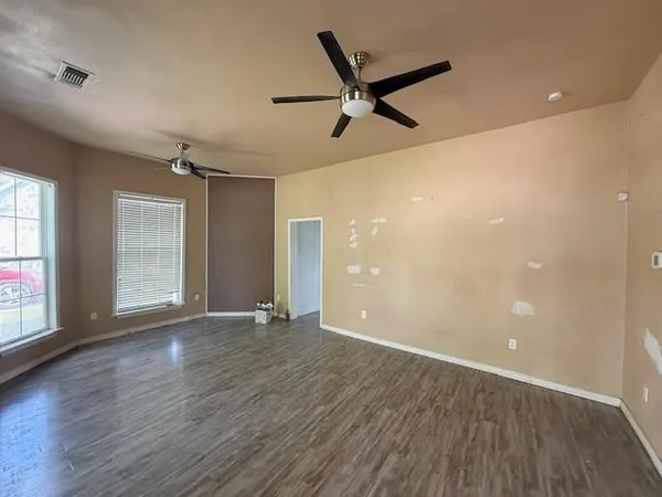 $187,000 | 312 Poplar Street, Italy, TX 76651