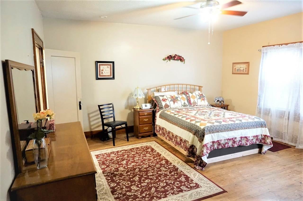 706 Locust Street Perry, OK 73077 - Photo 10 of 28 Gallery Image 10