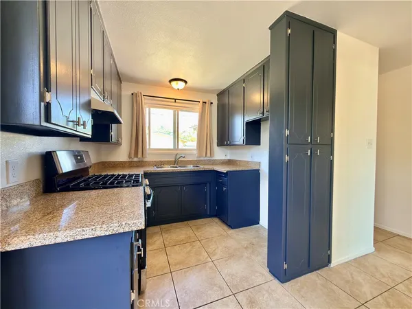 $379,900 | 44137 Fern Avenue, Lancaster, CA 93534