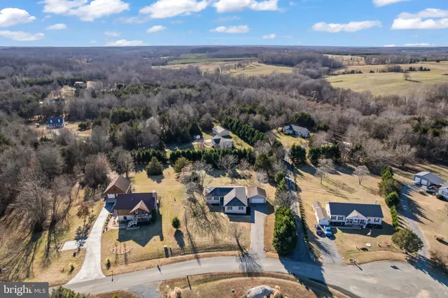 $470,000 | 231 Derby Lane, Louisa, VA 23093