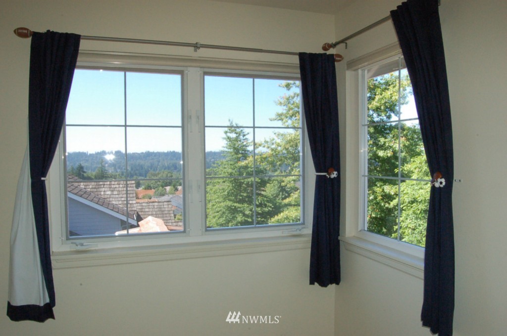2816 202nd Street Southeast Bothell, WA 98012 - Photo 13 of 18