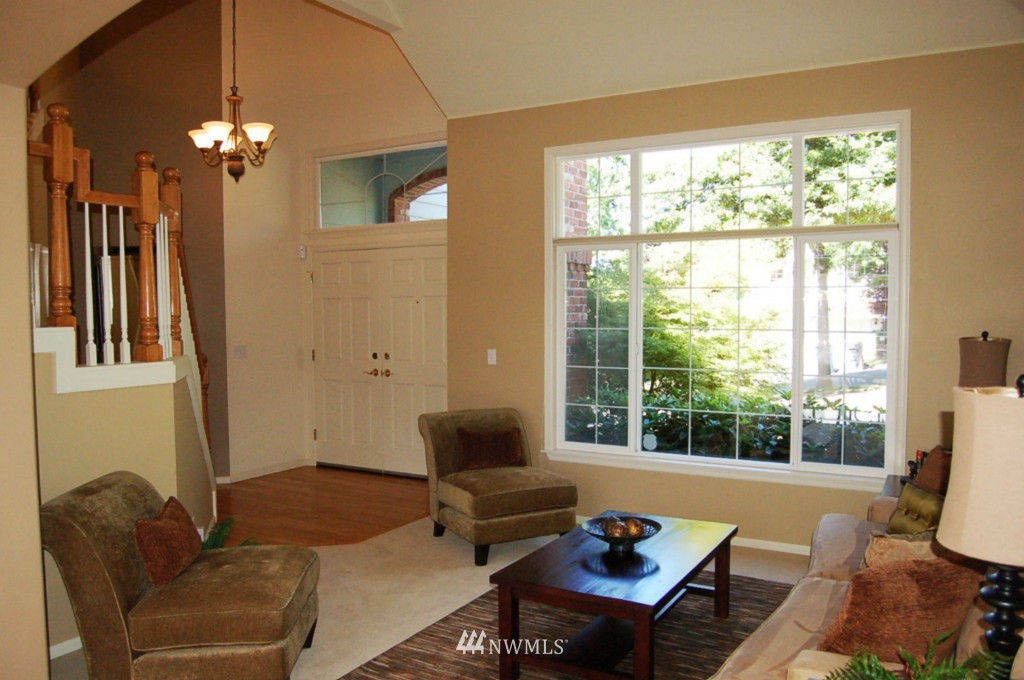 2816 202nd Street Southeast Bothell, WA 98012 - Photo 3 of 18