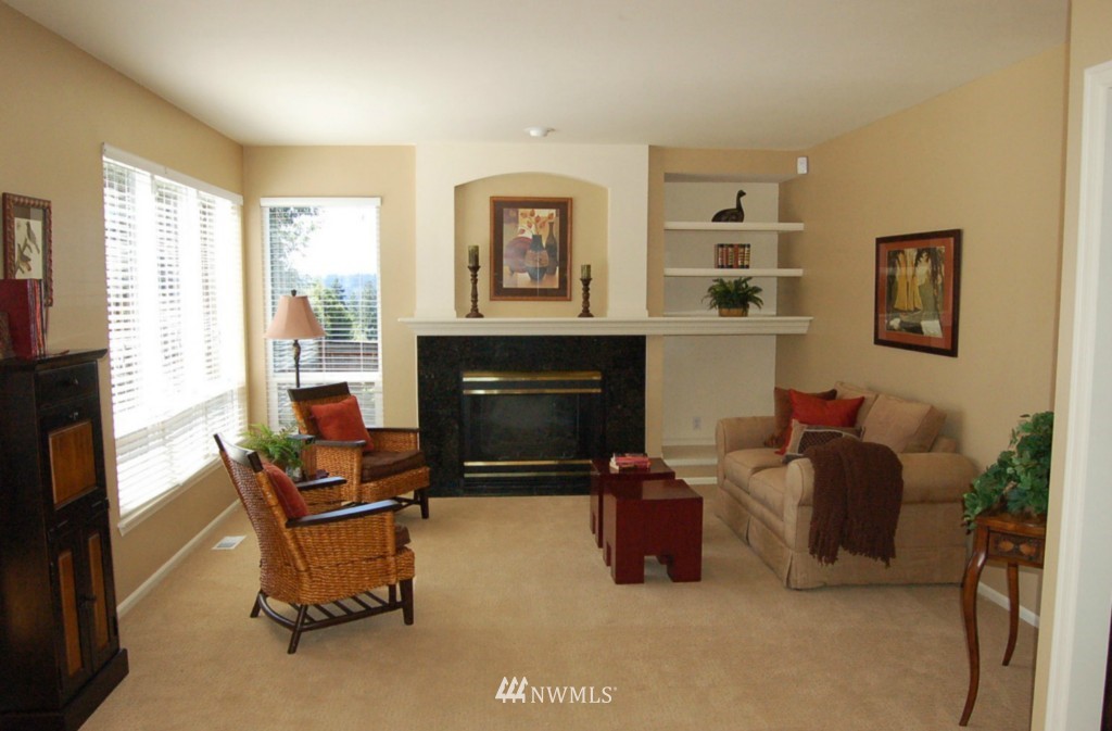 2816 202nd Street Southeast Bothell, WA 98012 - Photo 7 of 18