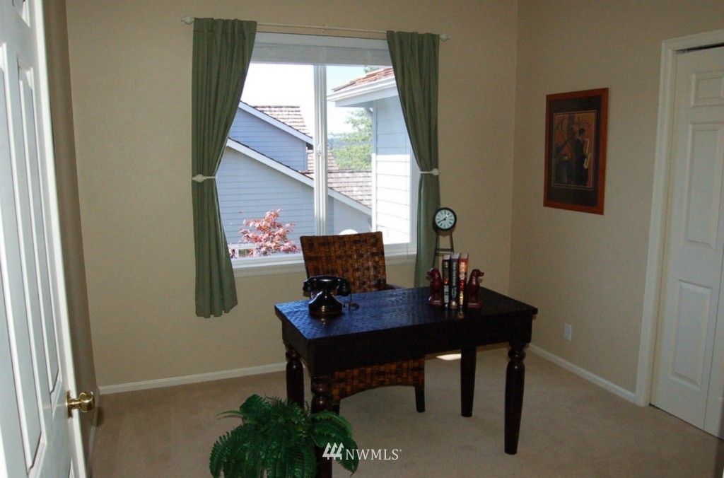 2816 202nd Street Southeast Bothell, WA 98012 - Photo 8 of 18