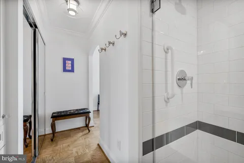 $565,000 | 4601 North Park Avenue, Unit 1118, Chevy Chase, MD 20815