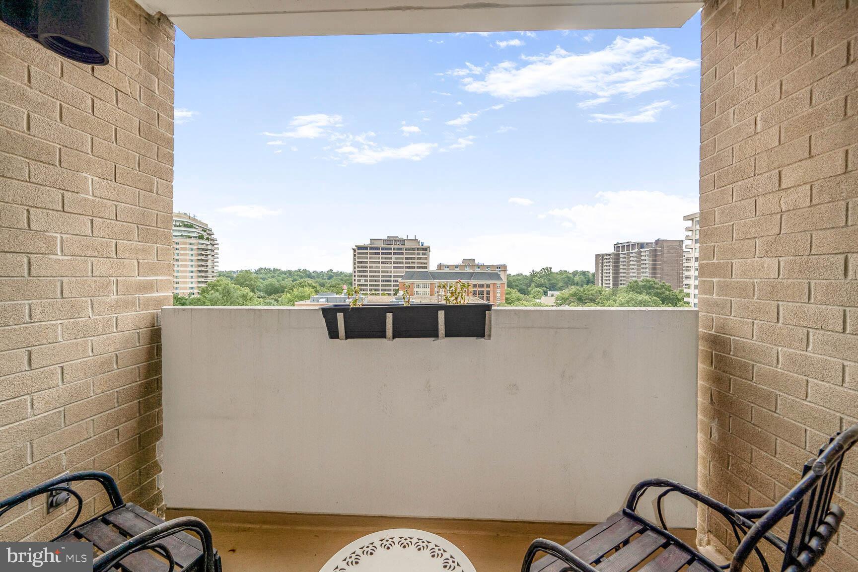4601 North Park Avenue, Unit 1118 Chevy Chase, MD 20815 - Photo 21 of 30 a view of a terrace with sky view