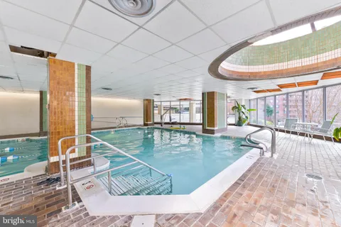 $565,000 | 4601 North Park Avenue, Unit 1118, Chevy Chase, MD 20815