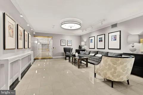 $565,000 | 4601 North Park Avenue, Unit 1118, Chevy Chase, MD 20815