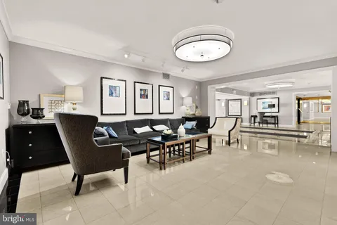 $565,000 | 4601 North Park Avenue, Unit 1118, Chevy Chase, MD 20815