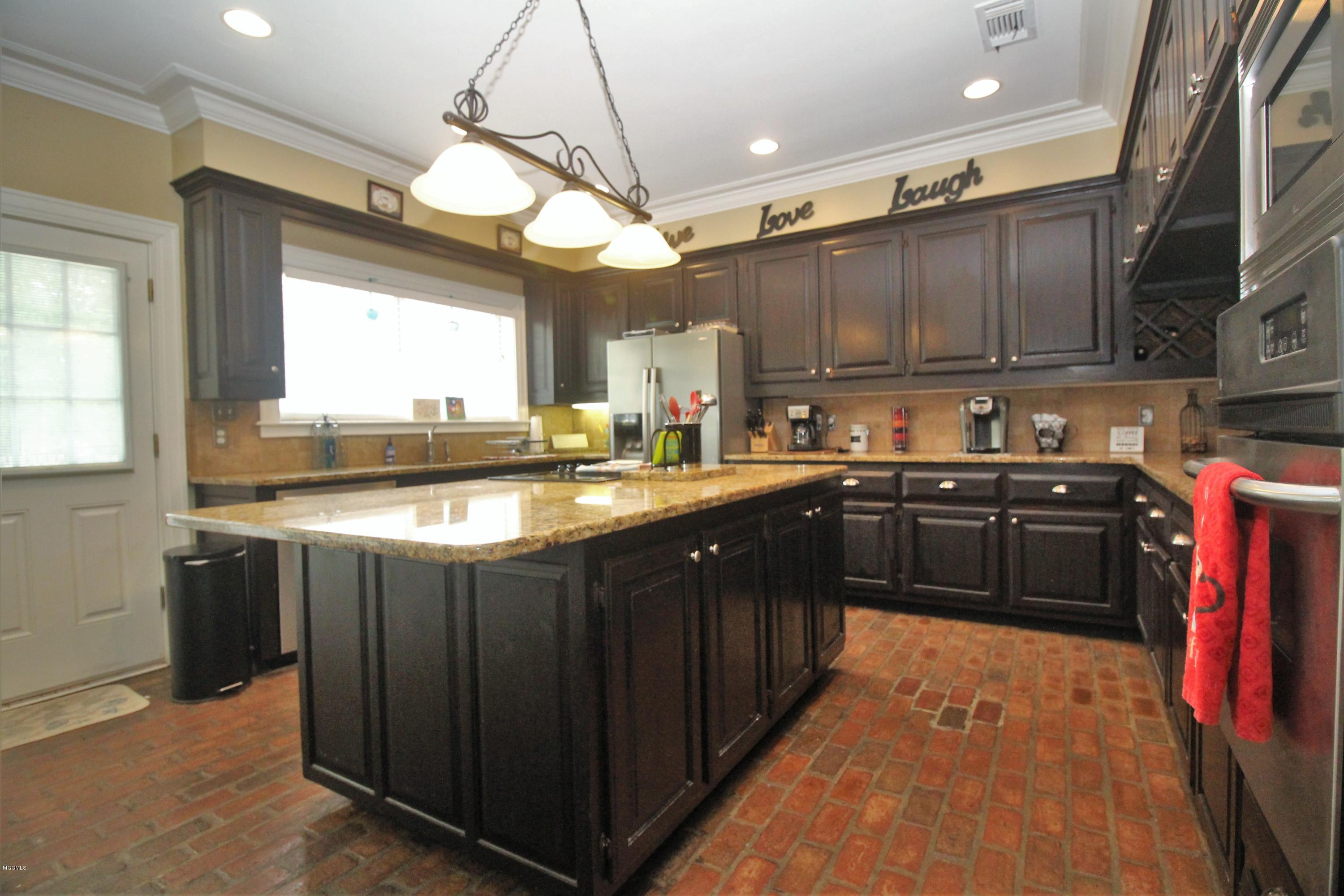 20359 Hayes Road Long Beach, MS 39560 - Photo 10 of 35 IMG_4058