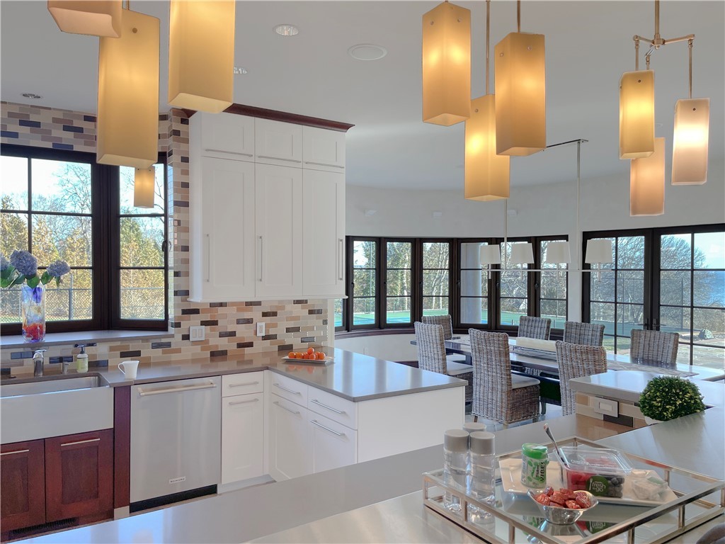 85 Nayatt Road Barrington, RI 02806 - Photo 23 of 45