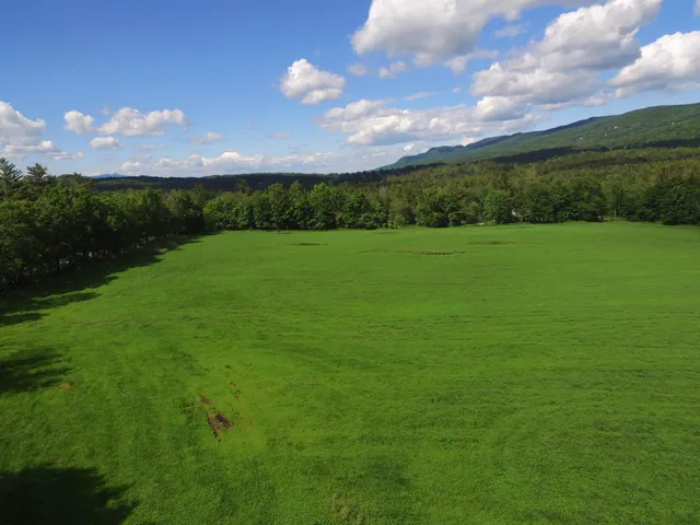 $875,000 | 813 Plunkton Road, Warren, VT 05674