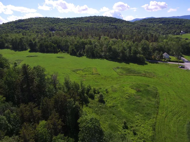 $875,000 | 813 Plunkton Road, Warren, VT 05674