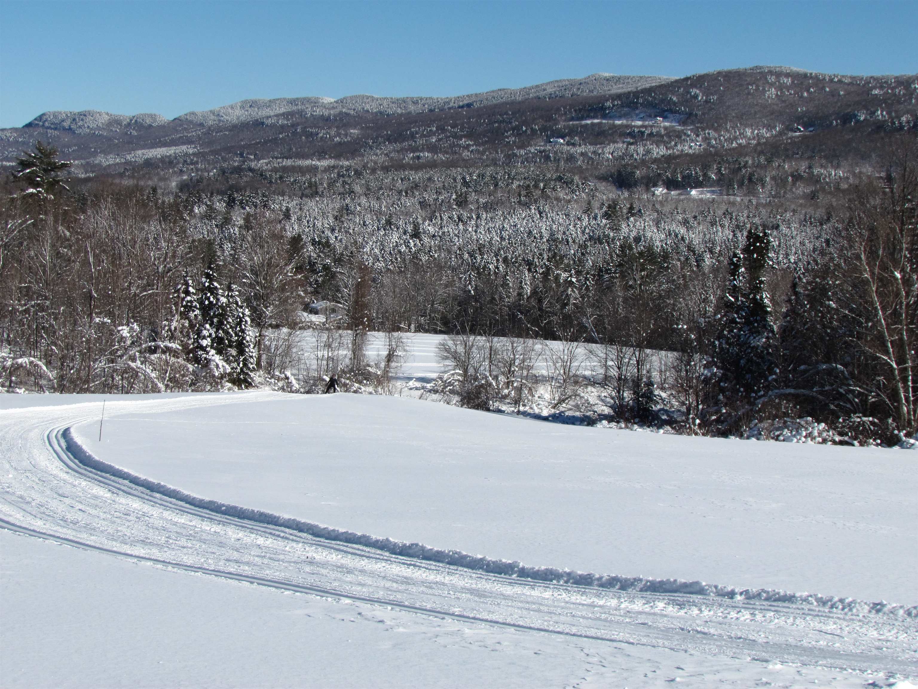 813 Plunkton Road Warren, VT 05674 - Photo 9 of 39