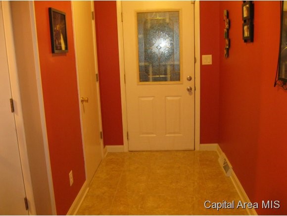2436 Mayfair Road Springfield, IL 62703 - Photo 13 of 15