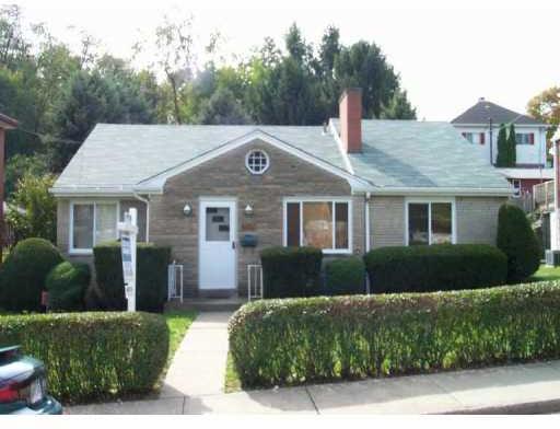 605 Main Street McKees Rocks, PA 15136 - Photo 1 of 8