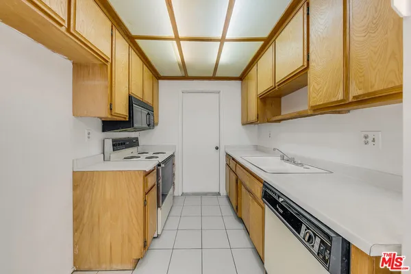 $255,000 | 664 Corona Street, Hemet, CA 92545