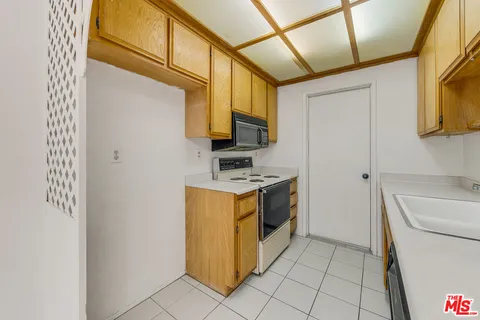 $255,000 | 664 Corona Street, Hemet, CA 92545