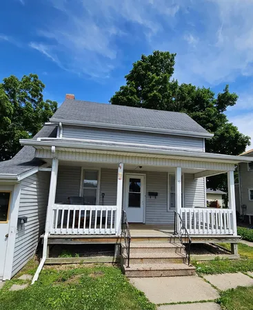 $900 | 9 North Randolph Street, Princeton, IL 61356