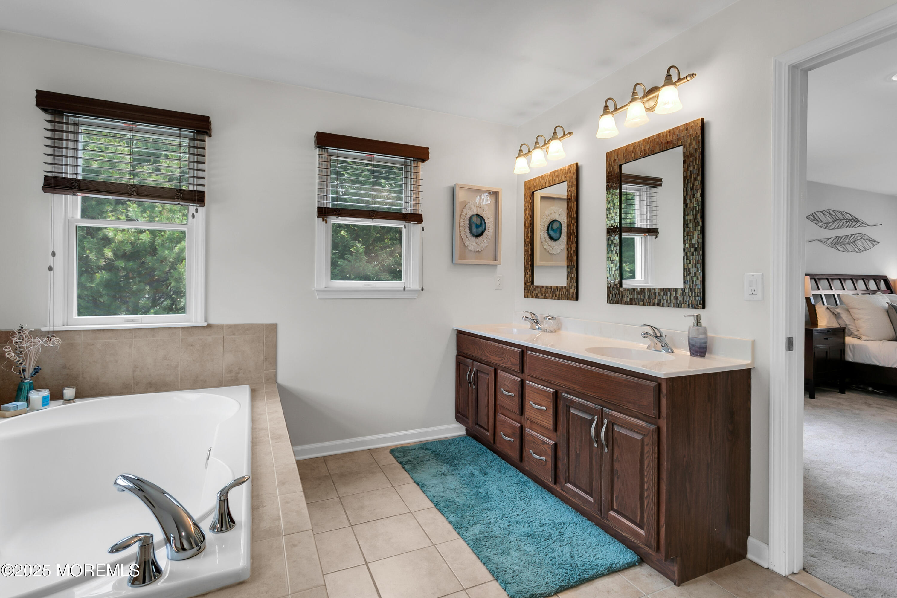 529 Woodview Road Toms River, NJ 08755 - Photo 34 of 85 529 Woodview Rd