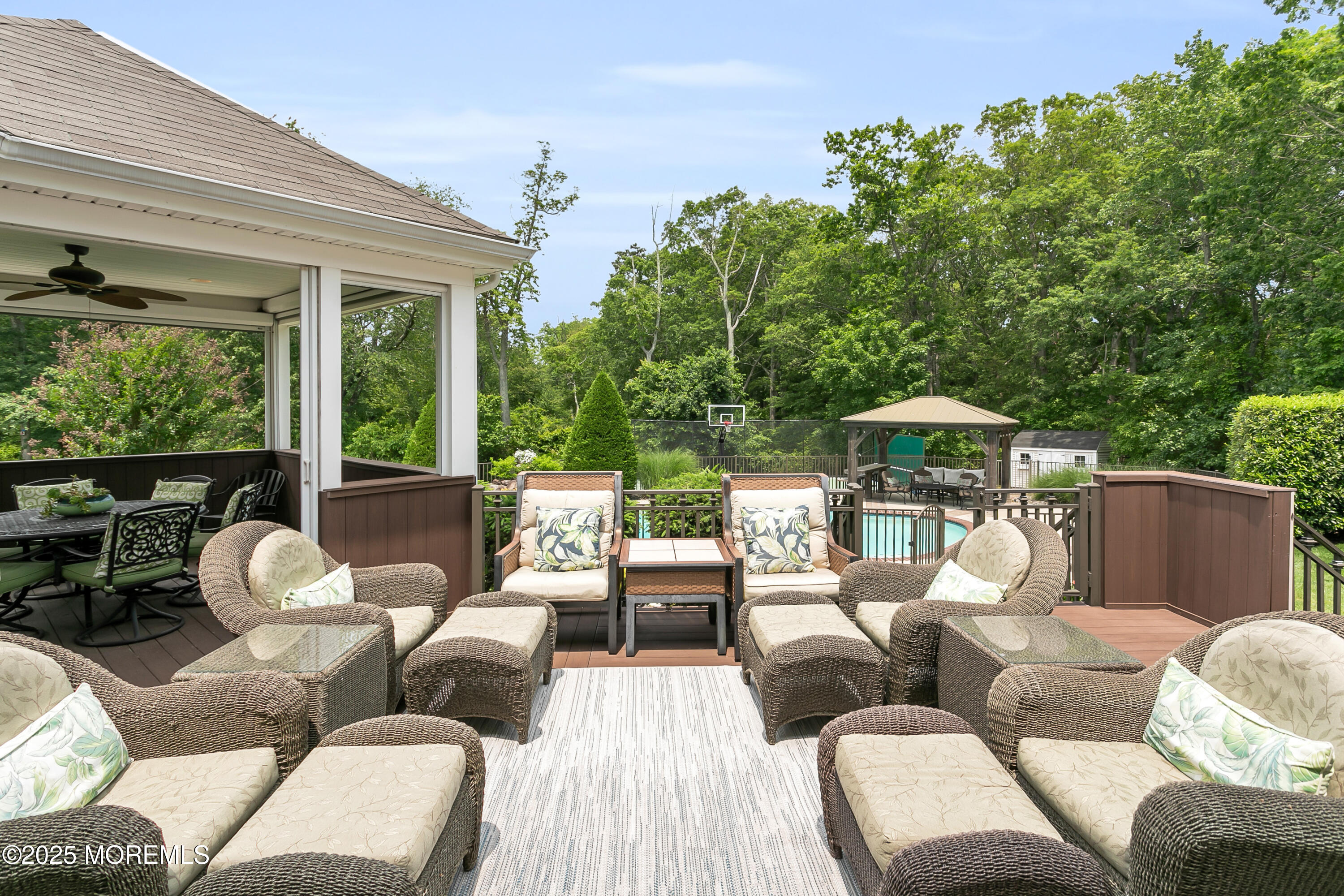 529 Woodview Road Toms River, NJ 08755 - Photo 52 of 85 529 Woodview Rd