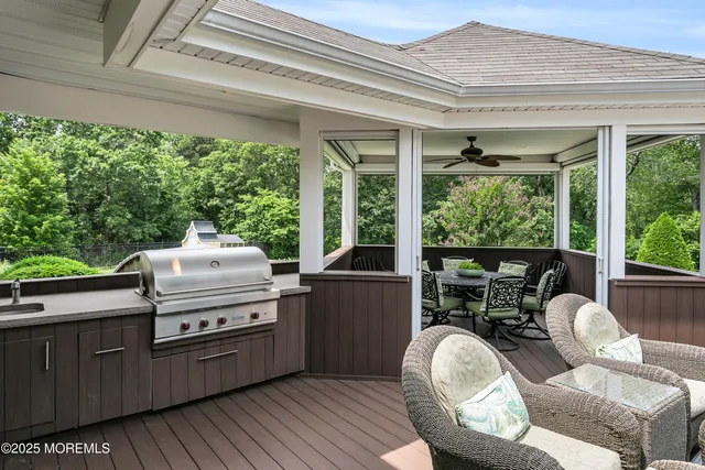 $1,385,000 | 529 Woodview Road, Toms River, NJ 08755