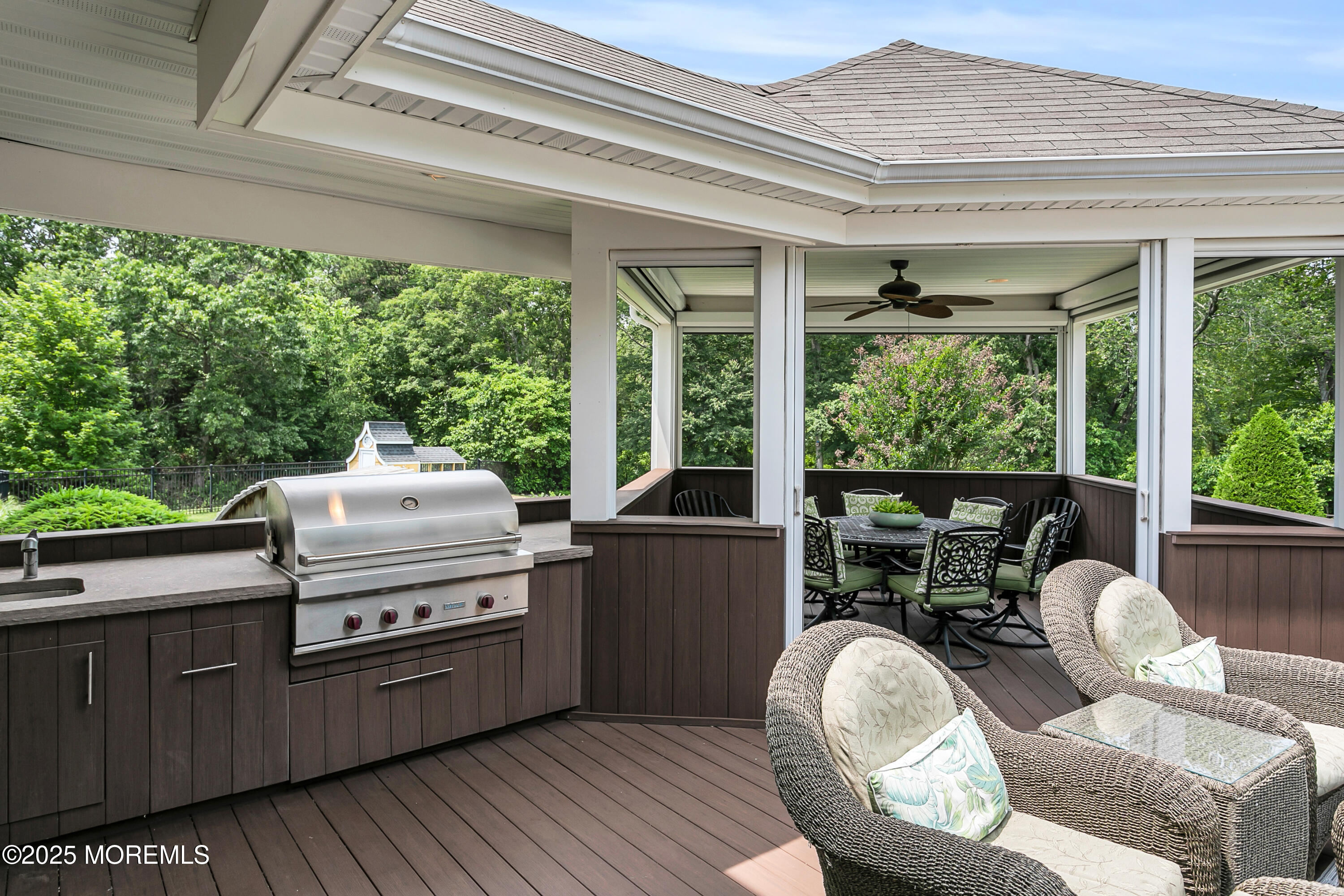 529 Woodview Road Toms River, NJ 08755 - Photo 53 of 85 529 Woodview Rd