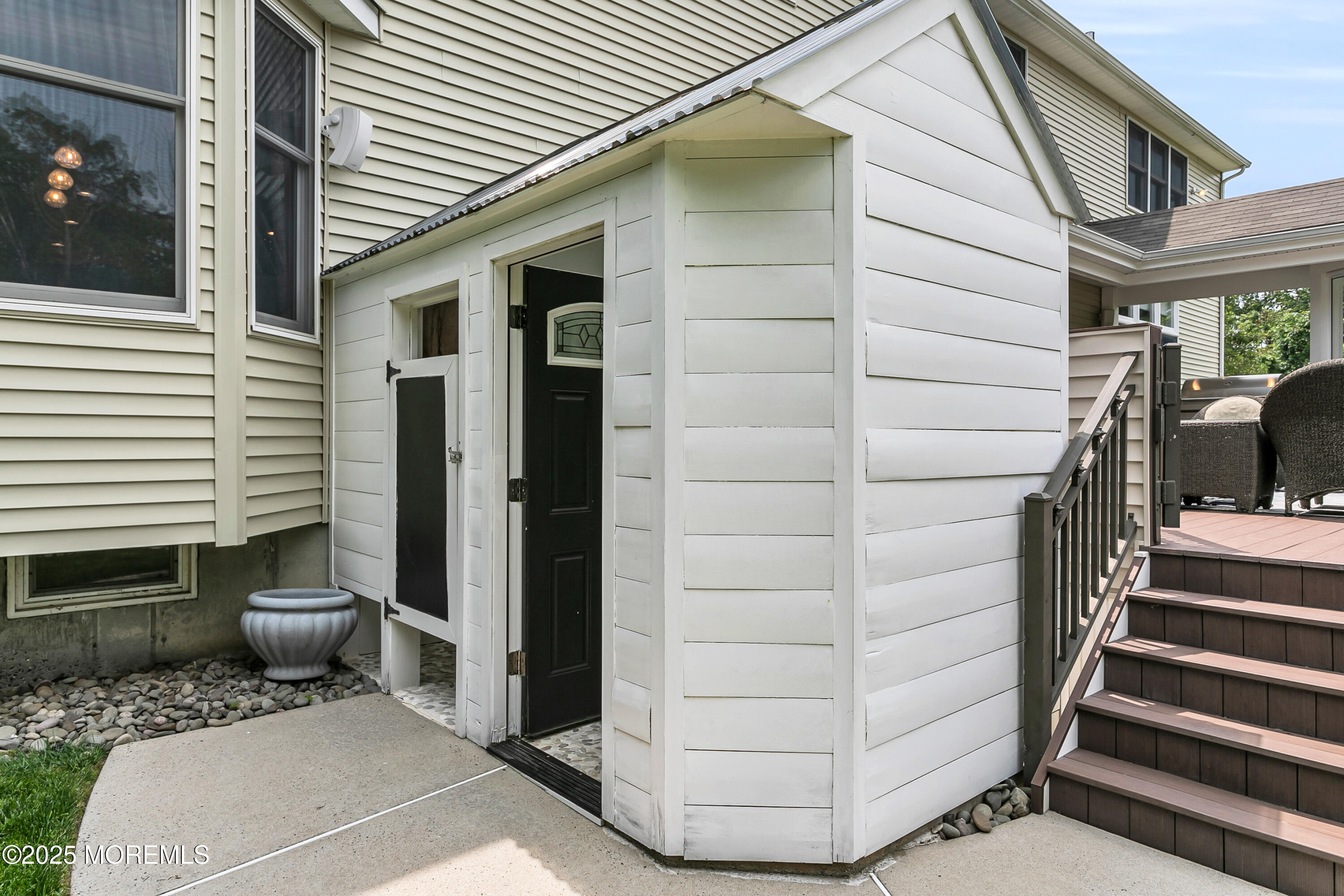 529 Woodview Road Toms River, NJ 08755 - Photo 67 of 85 529 Woodview Rd