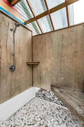 $1,385,000 | 529 Woodview Road, Toms River, NJ 08755