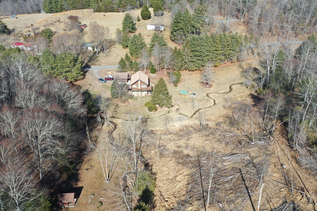 2093 Gambetta Road Galax, VA 24333 - Photo 48 of 63 Gallery Image 48