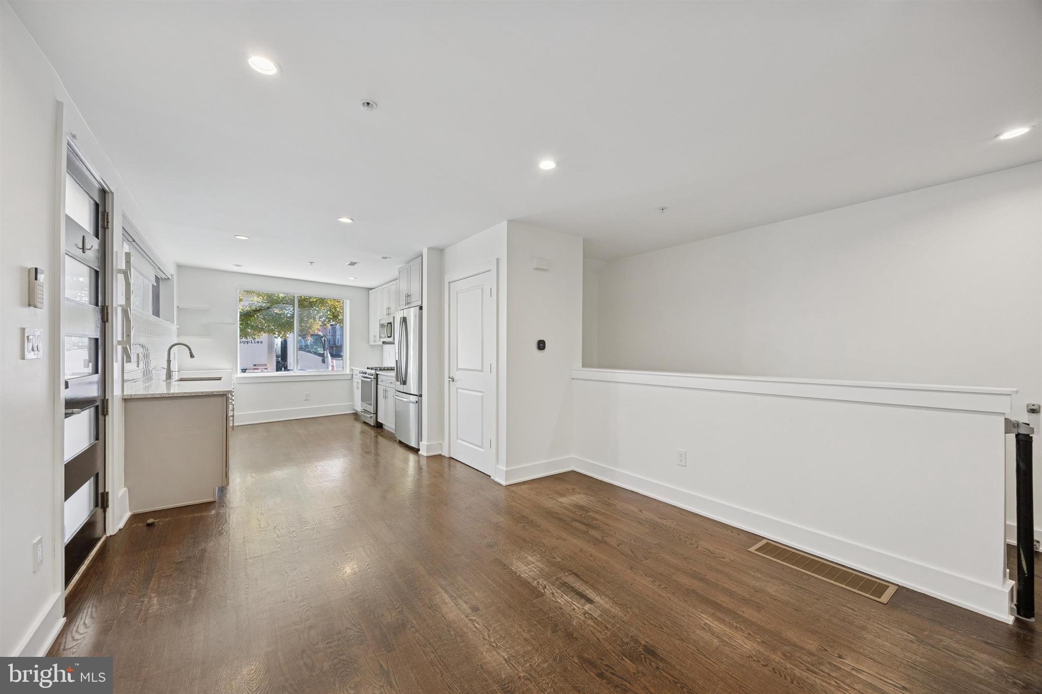 1022 South 2nd Street, Unit 7 Philadelphia, PA 19147 - Photo 13 of 28